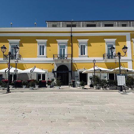 Palazzo Bonomi Hotel Bisceglie Luaran gambar